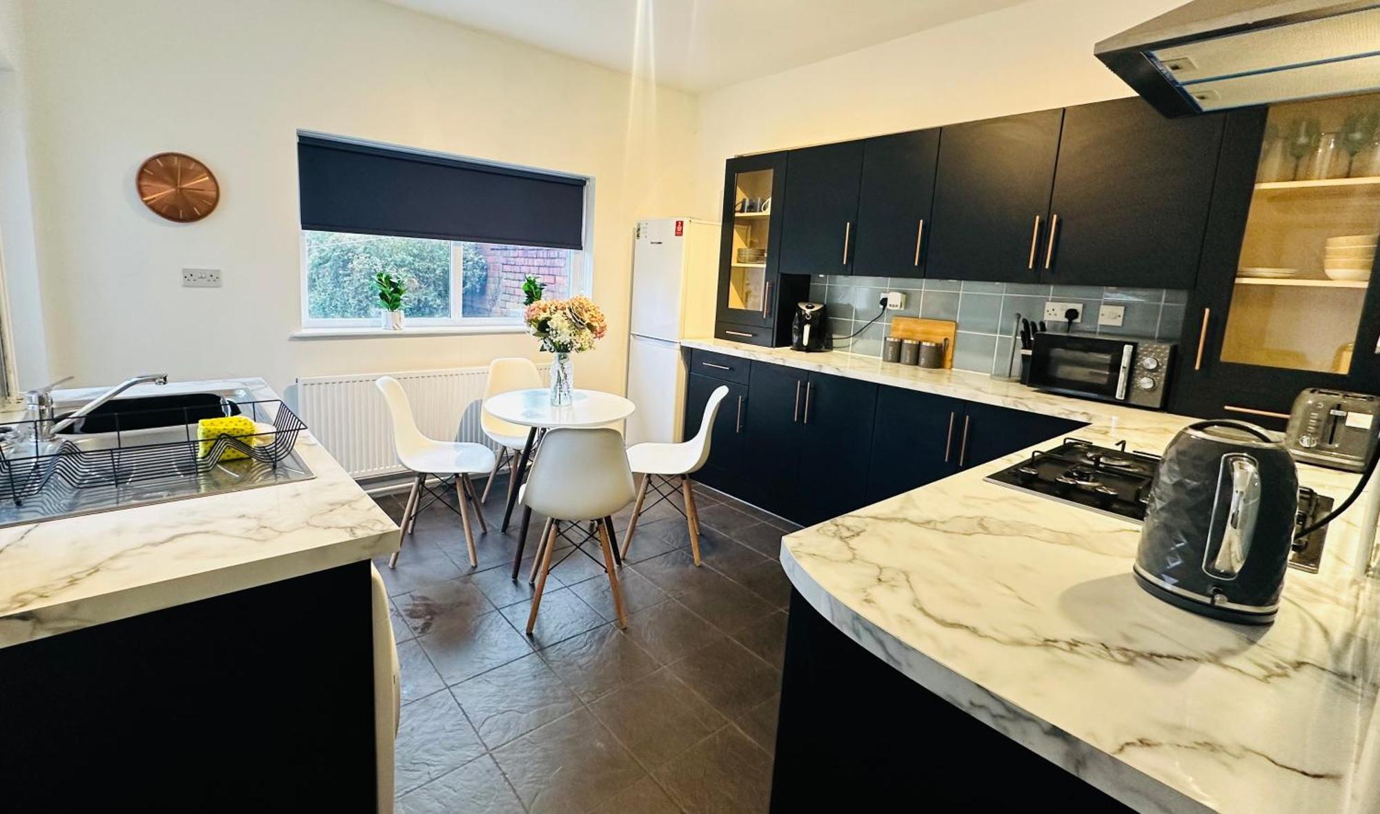 Broomfield Place Ковънтри Екстериор снимка
