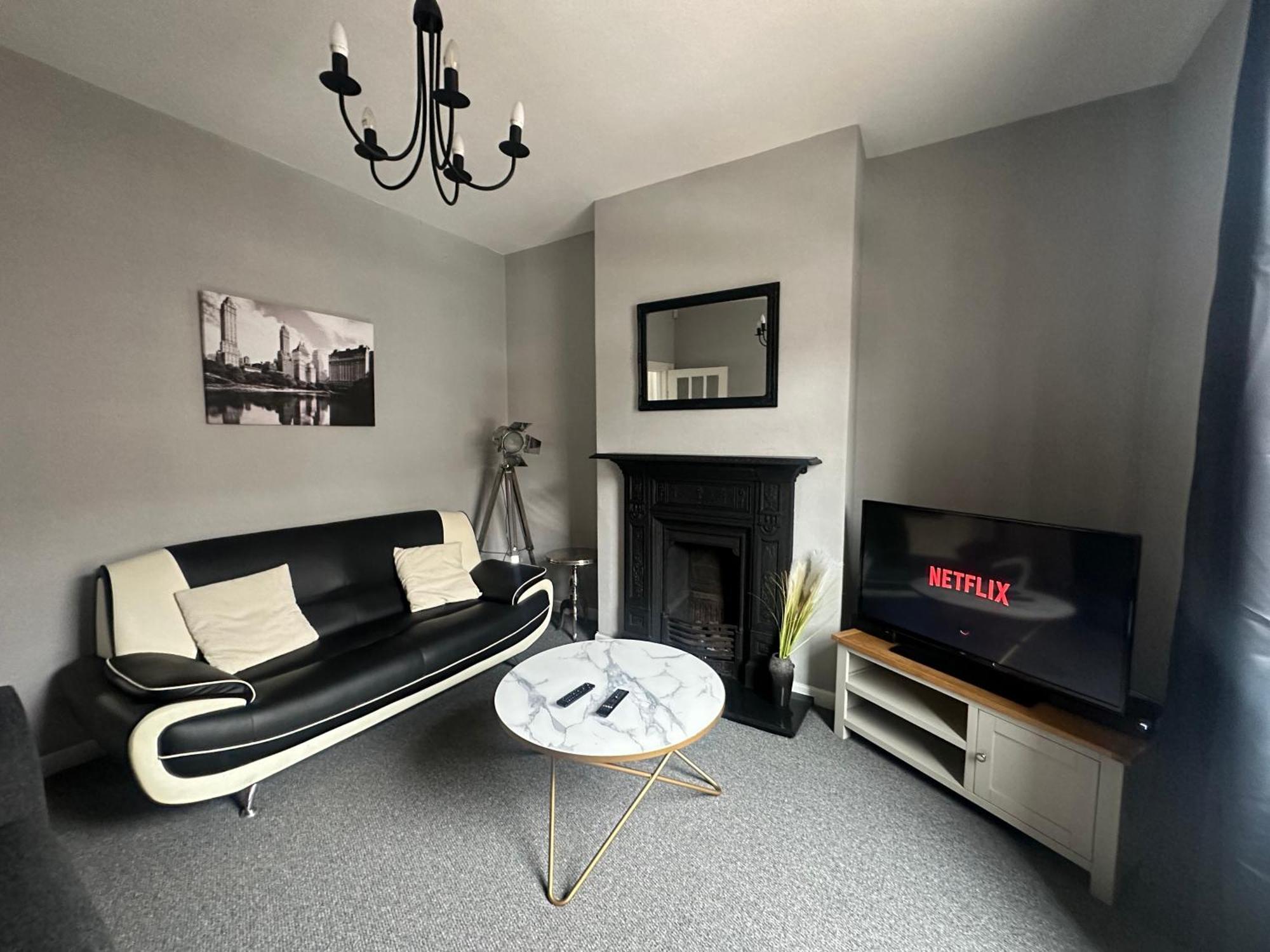 Broomfield Place Ковънтри Екстериор снимка